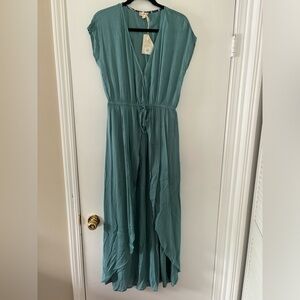 Hem and Thread maxi dress